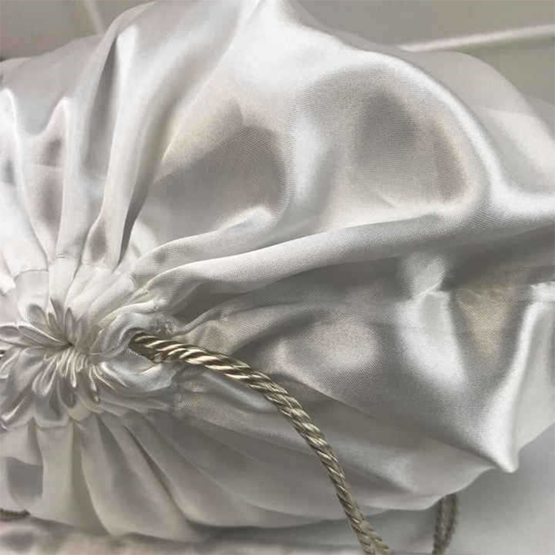 Women Bags Collection - S/M/L/XL/XXL مادة الحرير الأسود الرباط حقيبة