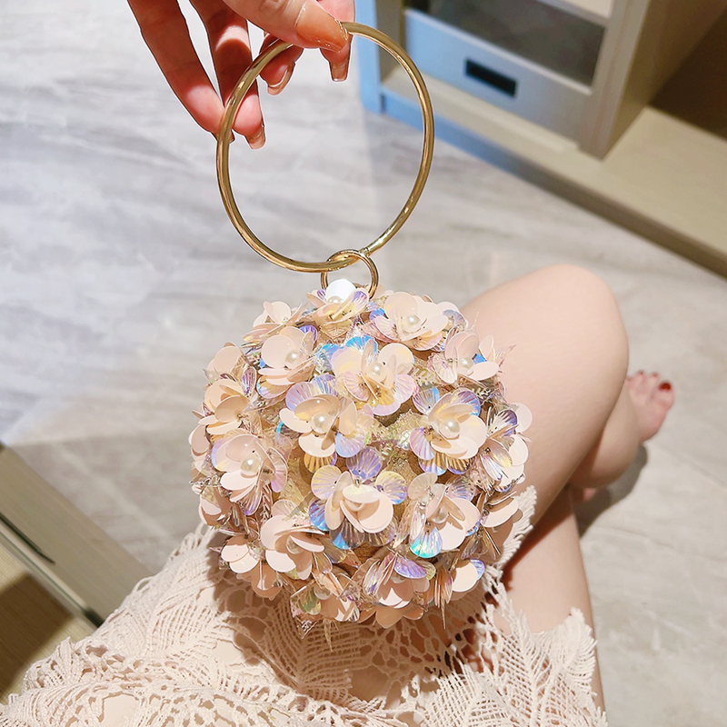 Women'S Evening Bags - حقيبة سهرة صغيرة على شكل زهرة