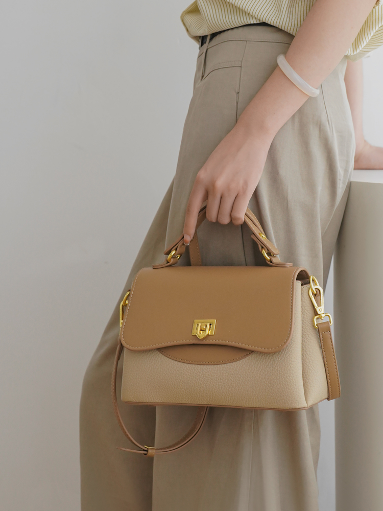Women'S Young Bags - حقيبة كتف أنيقة من الجلد الناعم،