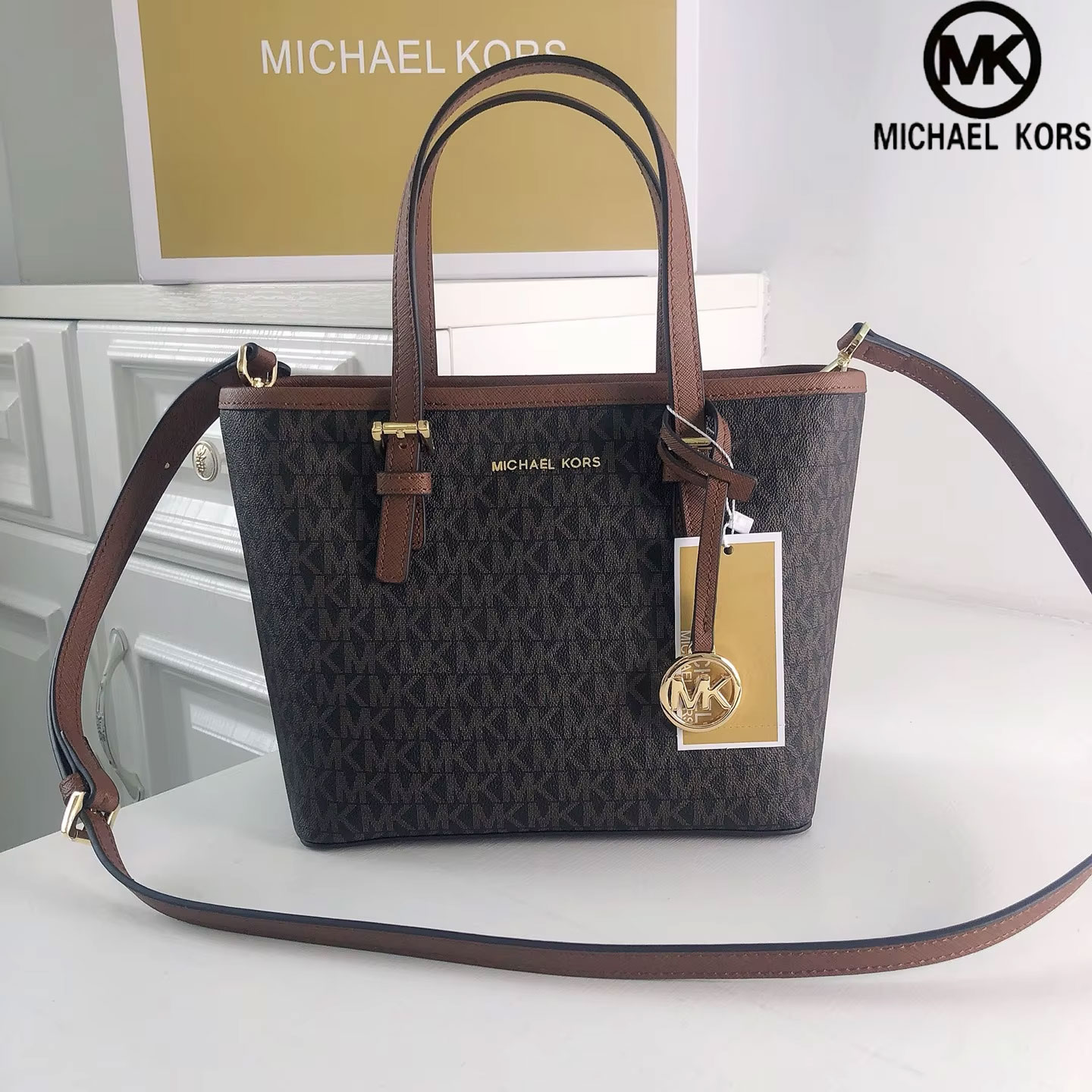 حقيبة يد نسائية جديدة تمامًا م - مراجعة Women'S Tote Bags Michael Kors وسعره