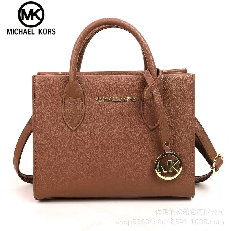 حقيبة كتف نسائية عصرية وأنيقة  - مراجعة Women'S Tote Bags Michael Kors وسعره