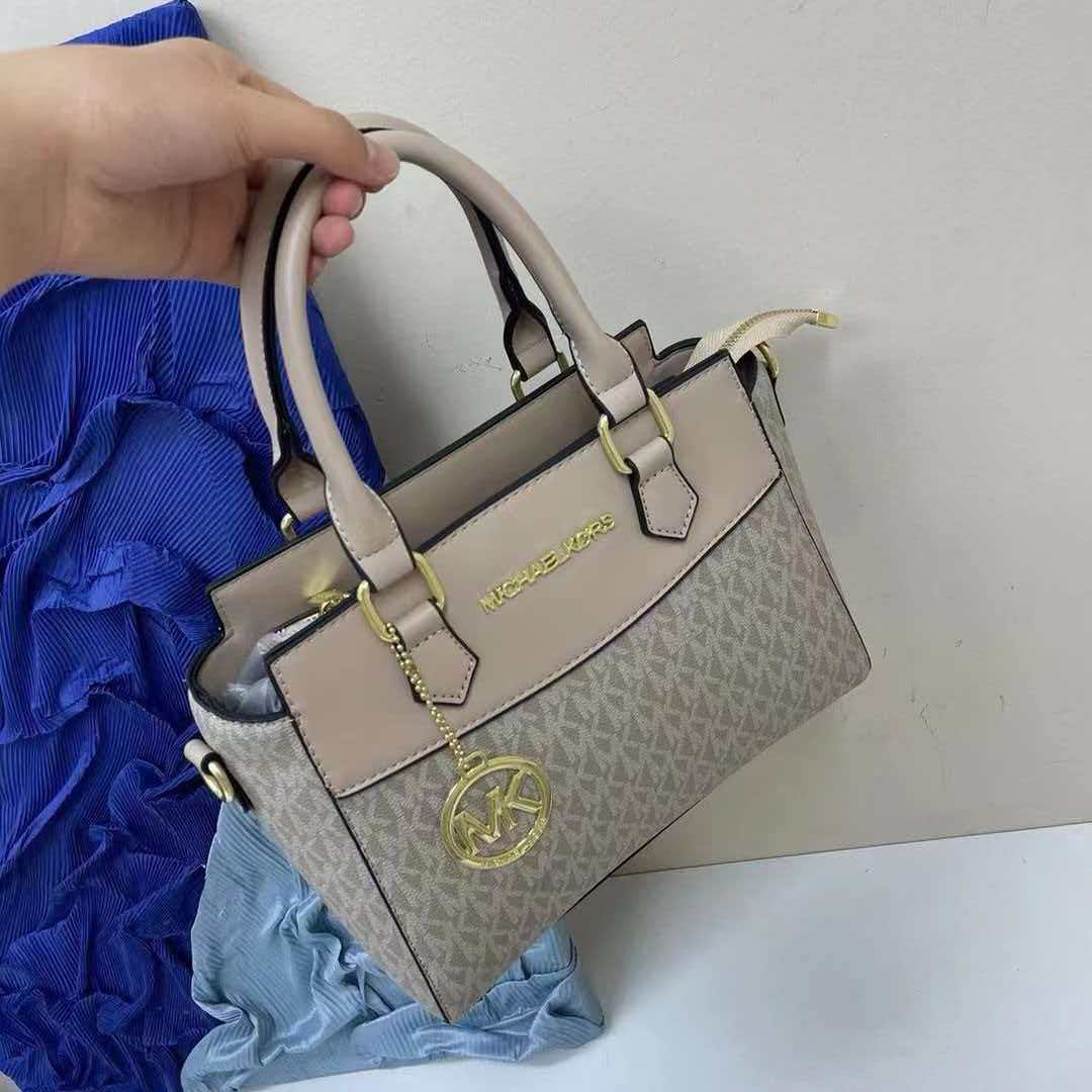 حقيبة يد نسائية فاخرة خفيفة ال - مراجعة Women'S Tote Bags Michael Kors وسعره
