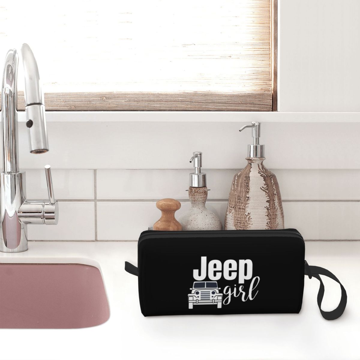 حقيبة مكياج جيب جيرل، منظم مست - مراجعة Women'S Jeep Bags وسعره