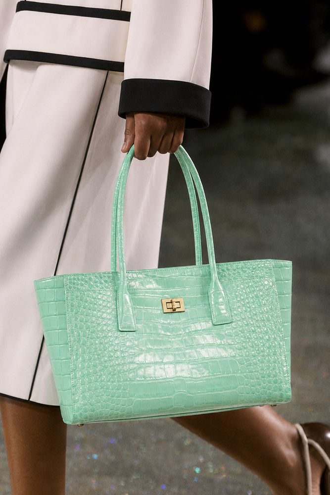 حقيبة يد SHELKSBAG لامعة بنقشة - مراجعة Women Bags Gold وسعره
