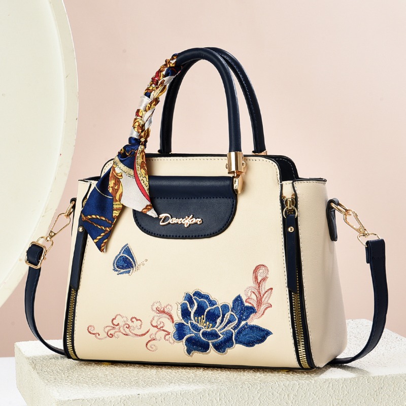 حقيبة كروس نسائية جديدة للنساء - مراجعة Women Bags Collection وسعره