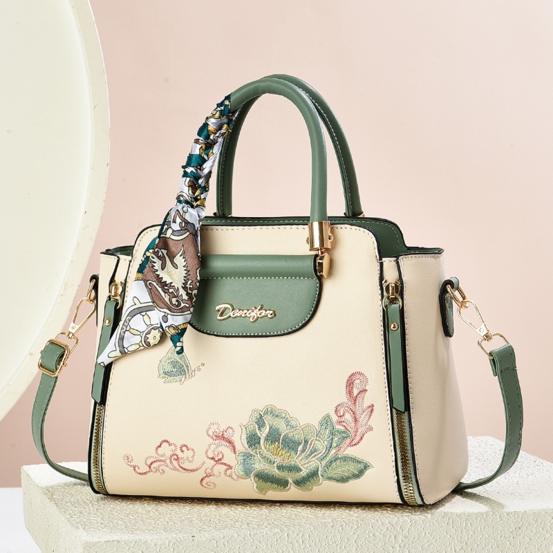 حقيبة كروس نسائية جديدة للنساء - مراجعة Women Bags Collection وسعره