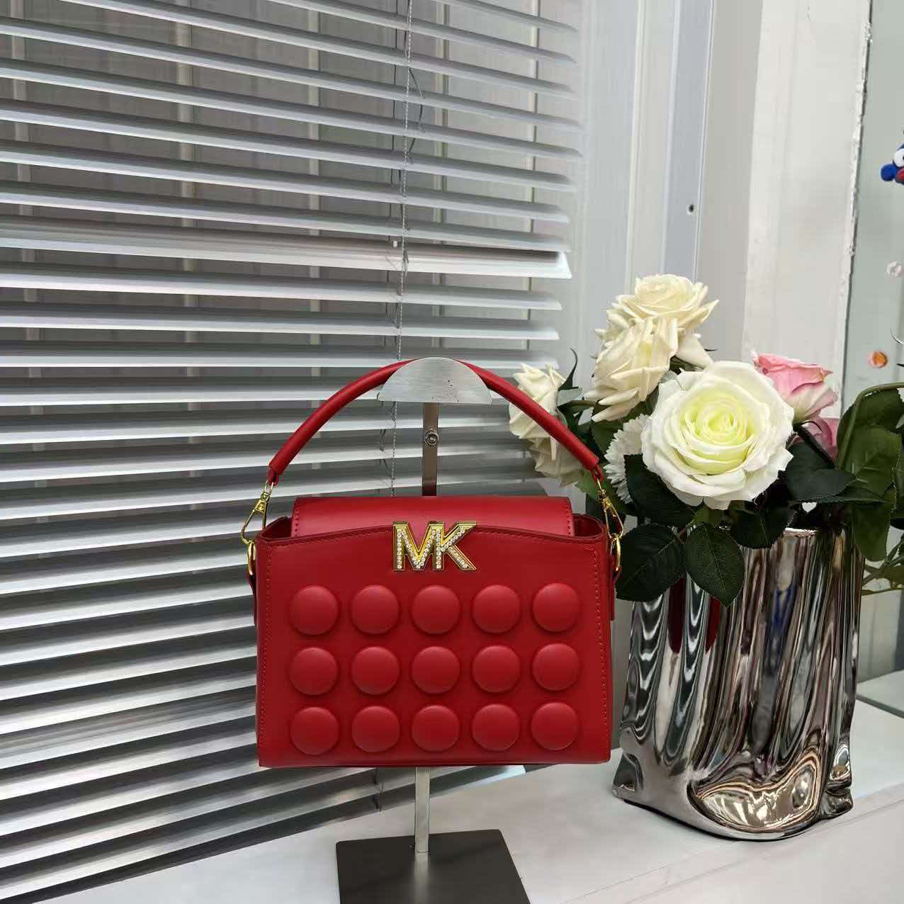 حقيبة يد نسائية فاخرة خفيفة ال - مراجعة Women'S Tote Bags Michael Kors وسعره