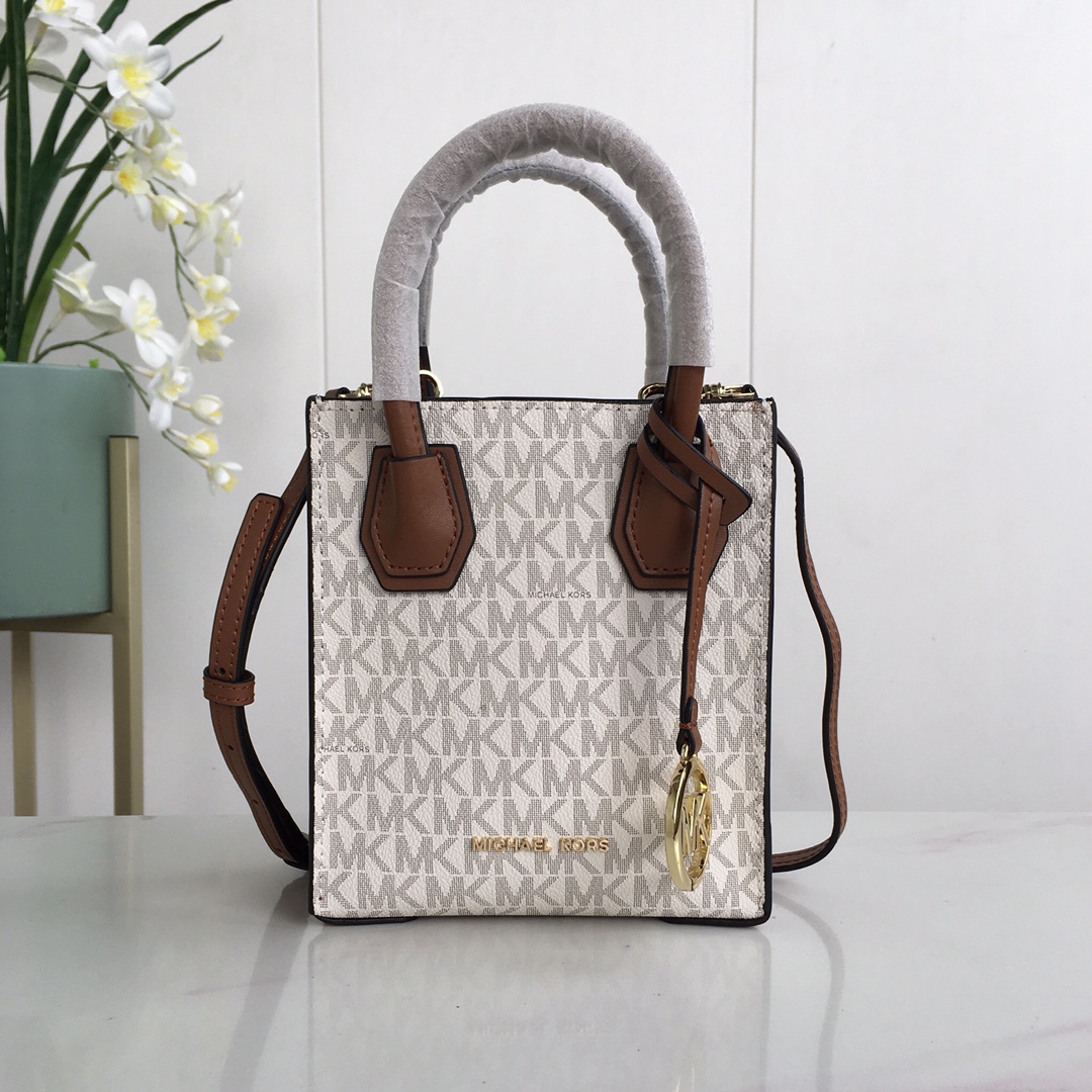 حقيبة يد مايكل كورس ميرسر جديد - مراجعة Women'S Tote Bags Michael Kors وسعره