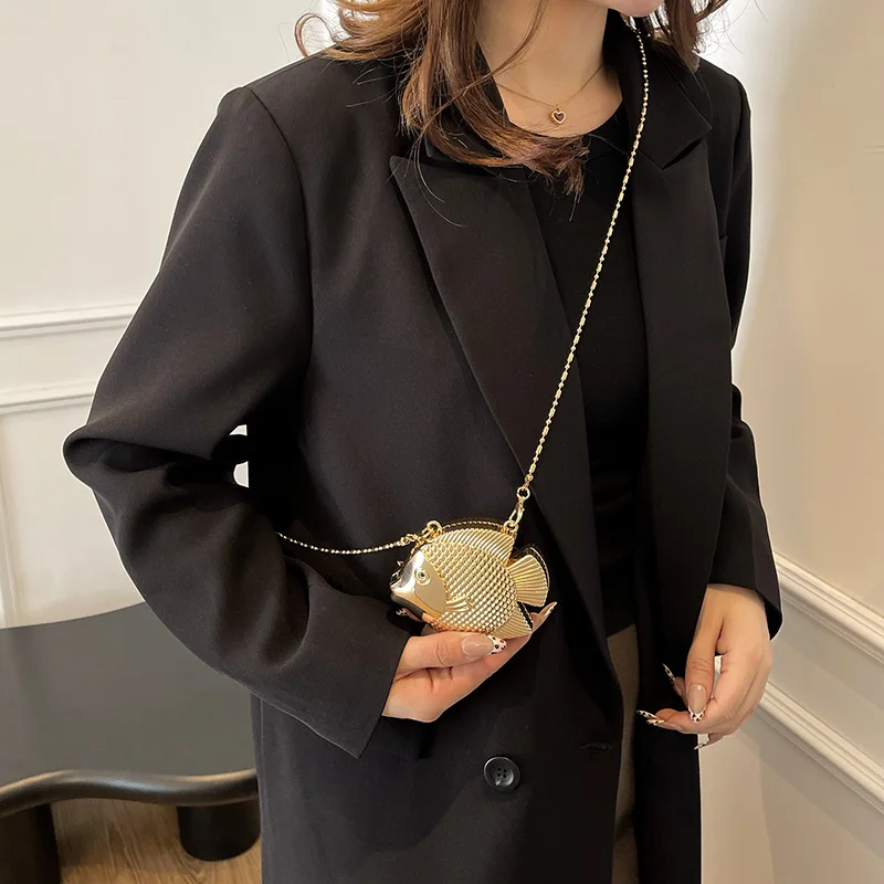 لطيف الأسماك الصغيرة شكل معدن  - مراجعة Women Bags Gold وسعره
