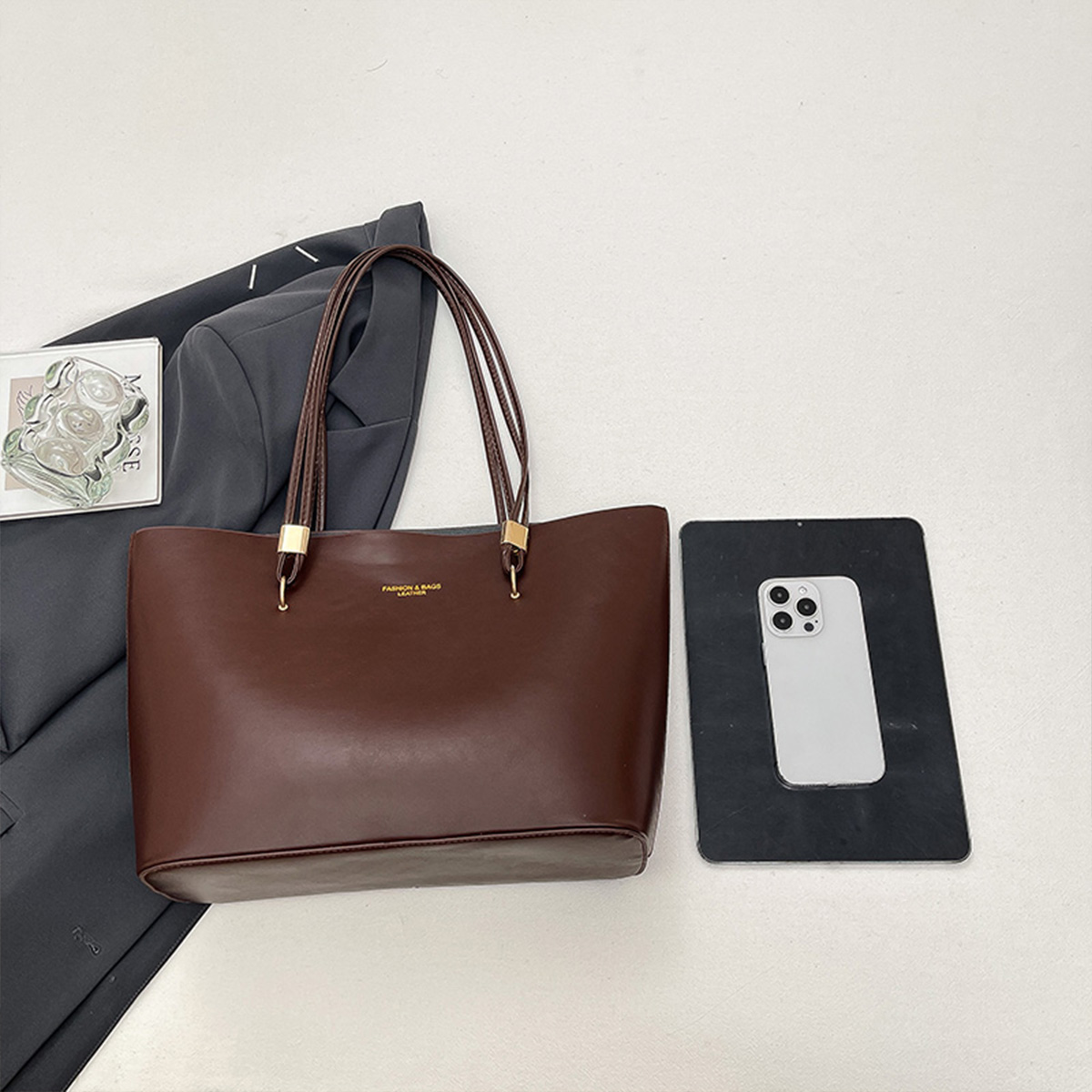 حقيبة يد أنيقة للاستخدام اليوم - مراجعة Women Bags Gold وسعره