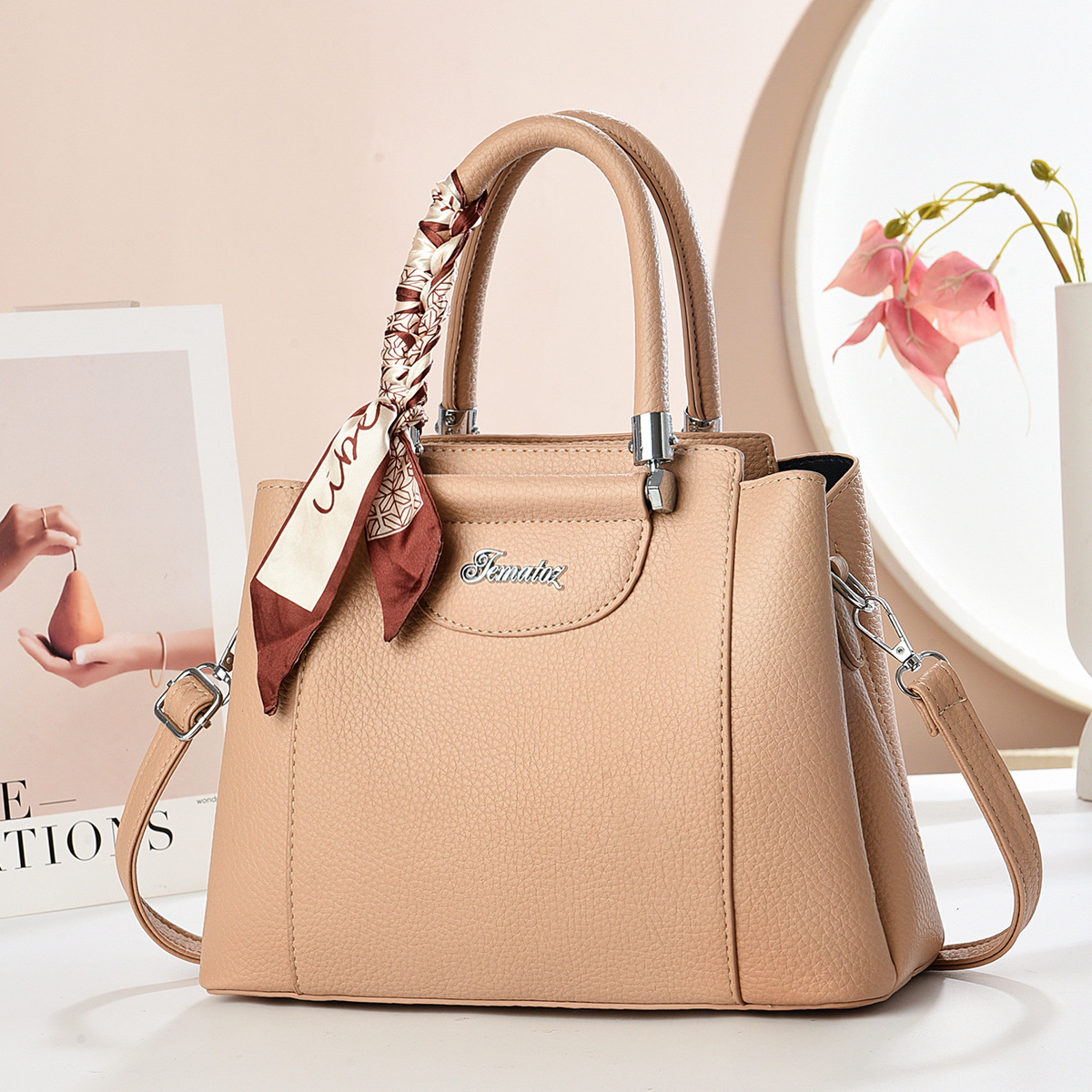 حقيبة يد نسائية مبسطة لعام 202 - مراجعة Women'S Bags Longchamp وسعره